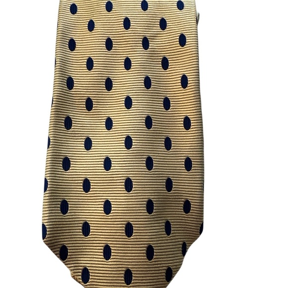 Men's LANDS END Silk Tie Necktie Light Yellow Small Blue Dots. Made In USA 59" - Picture 2 of 6